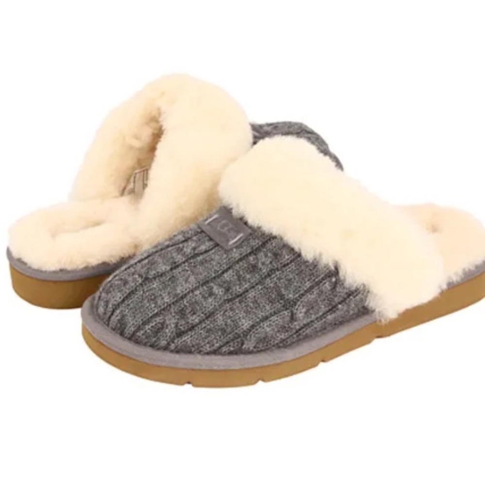 UGG Gray Cable Knit Sheepskin Slippers Mules Women's Size 8